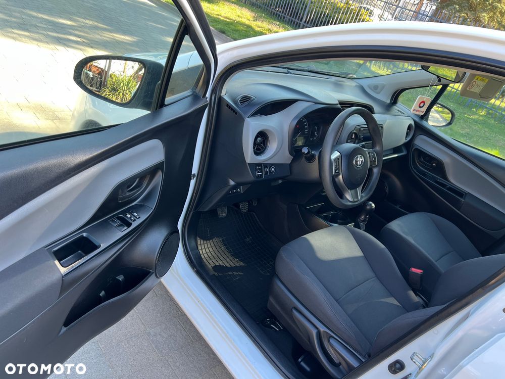 Toyota Yaris 1.0 Active - 10