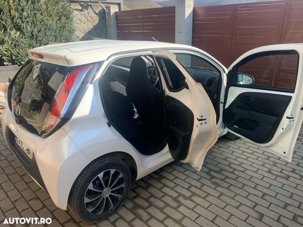 Toyota Aygo 1.0 Terra - 3