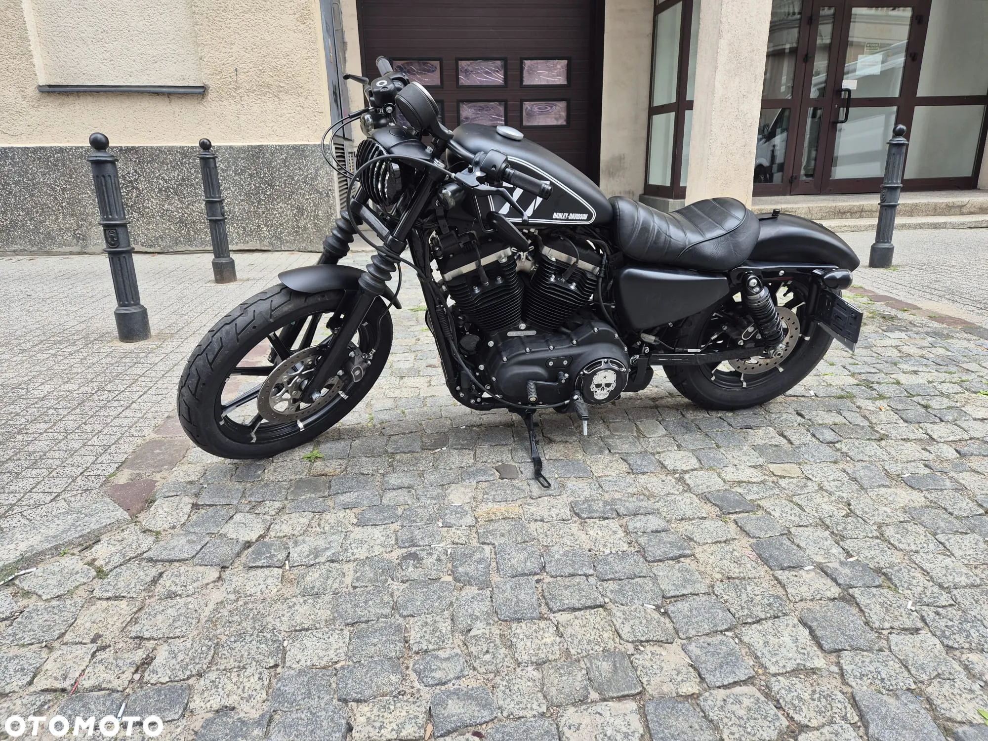 Harley-Davidson Sportster Iron 883 - 3