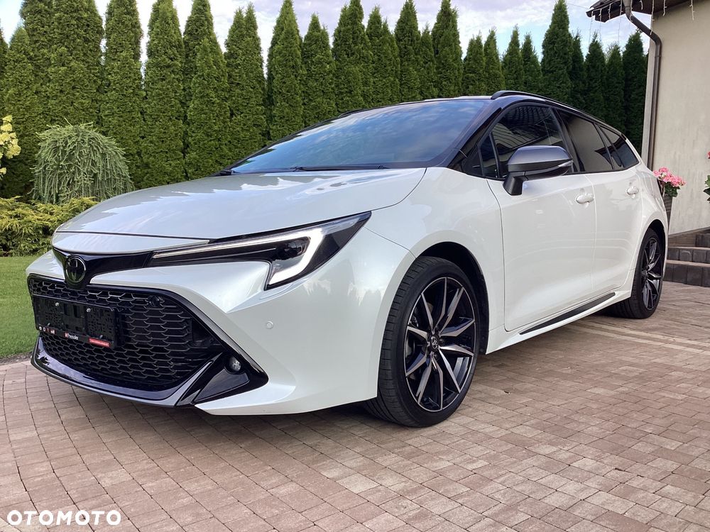 Toyota Corolla 2.0 Hybrid GR Sport - 1