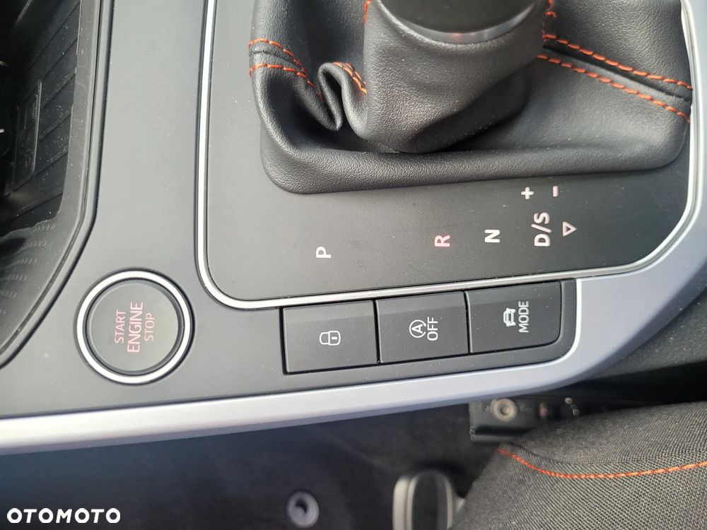 Seat Arona 1.0 Eco TSI DSG FR - 14