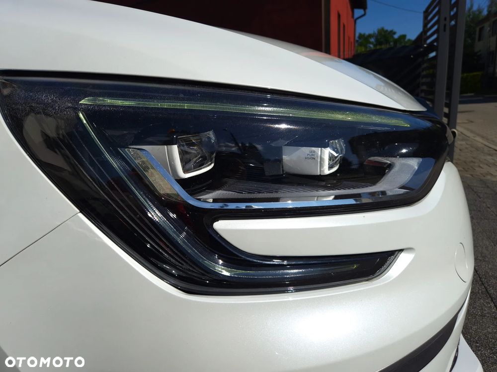 Renault Megane 1.6 TCe GT EDC - 36