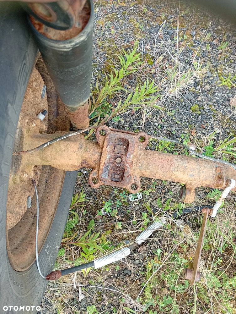 Tylna os Mercedes MB100 idealna na przyczepe - 5