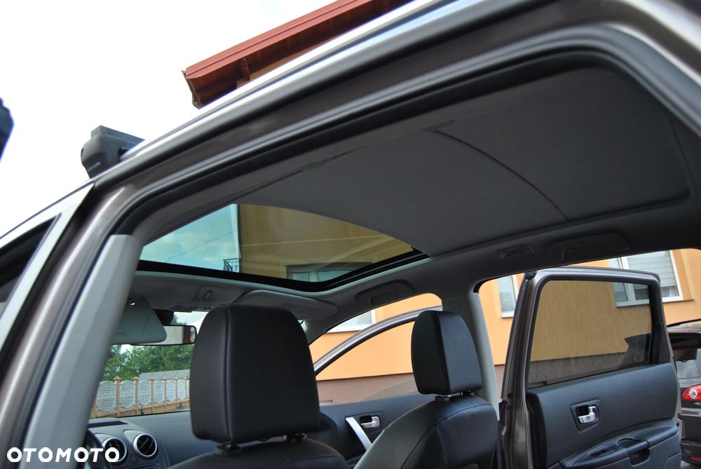 Nissan Qashqai+2 2.0 4x4 Tekna - 38