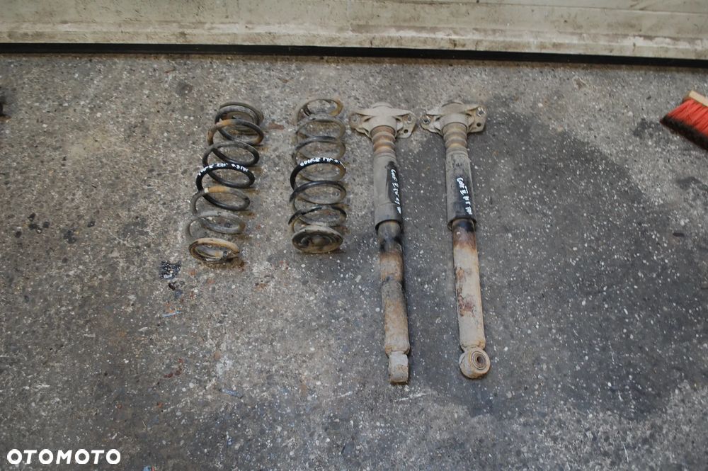 AMORTYZATORY TYŁ TYLNE + SPRĘŻYNY VW GOLF V 1.9 TDI JETTA AUDI A3 8P 2.0 FSI SACHS 1.6 FSI - 1
