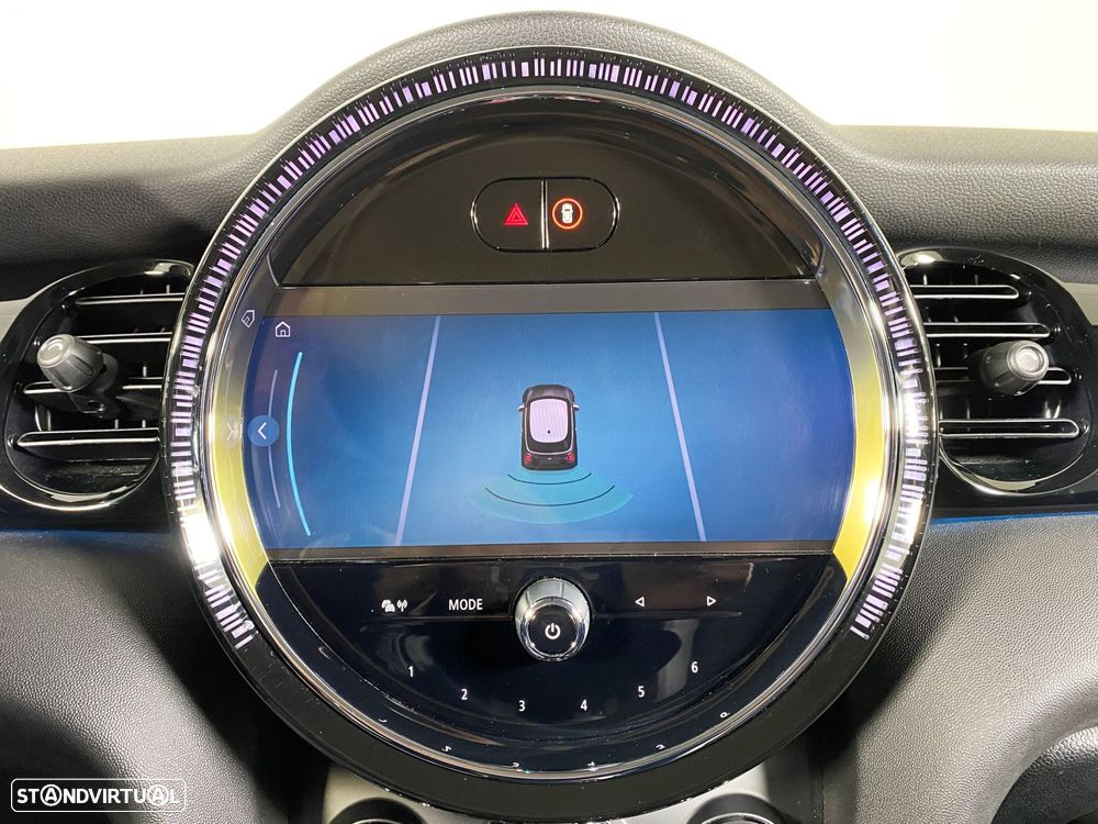 MINI 3 Portas Cooper SE Essential - 13