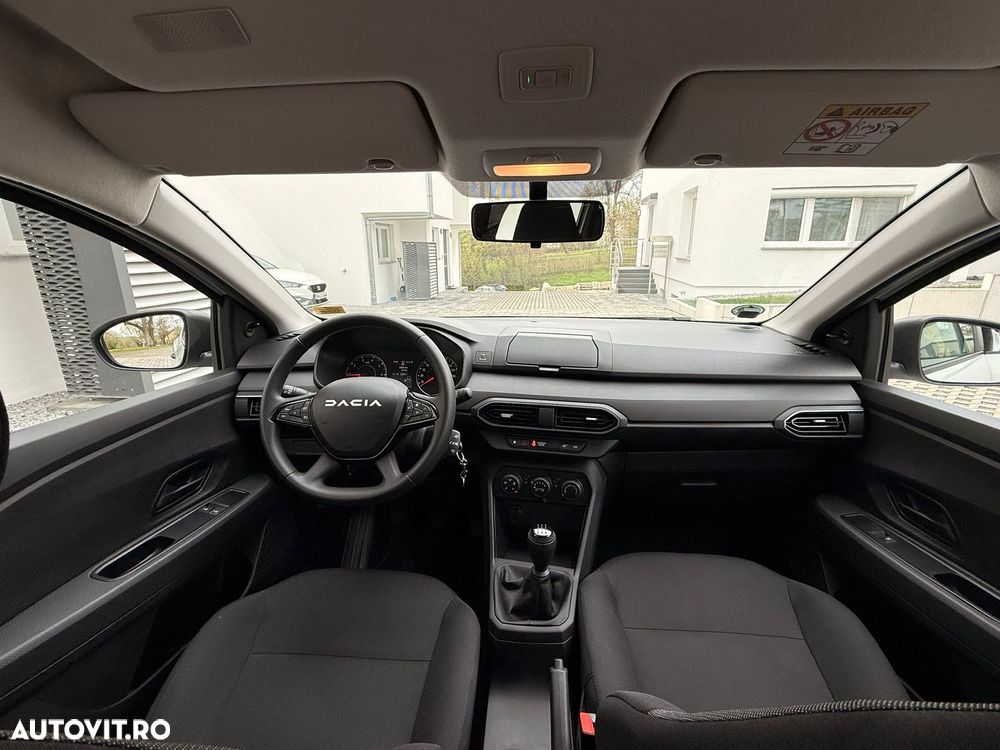 Dacia Sandero TCe 90 Essential - 5