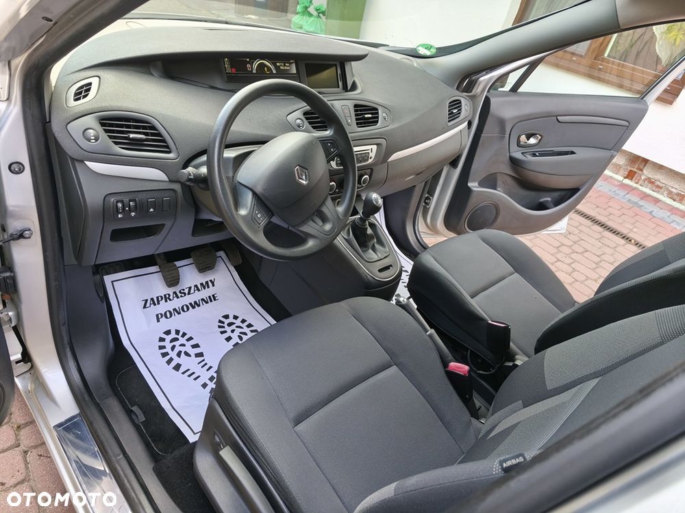 Renault Scenic 1.6 16V 110 TomTom Edition - 23