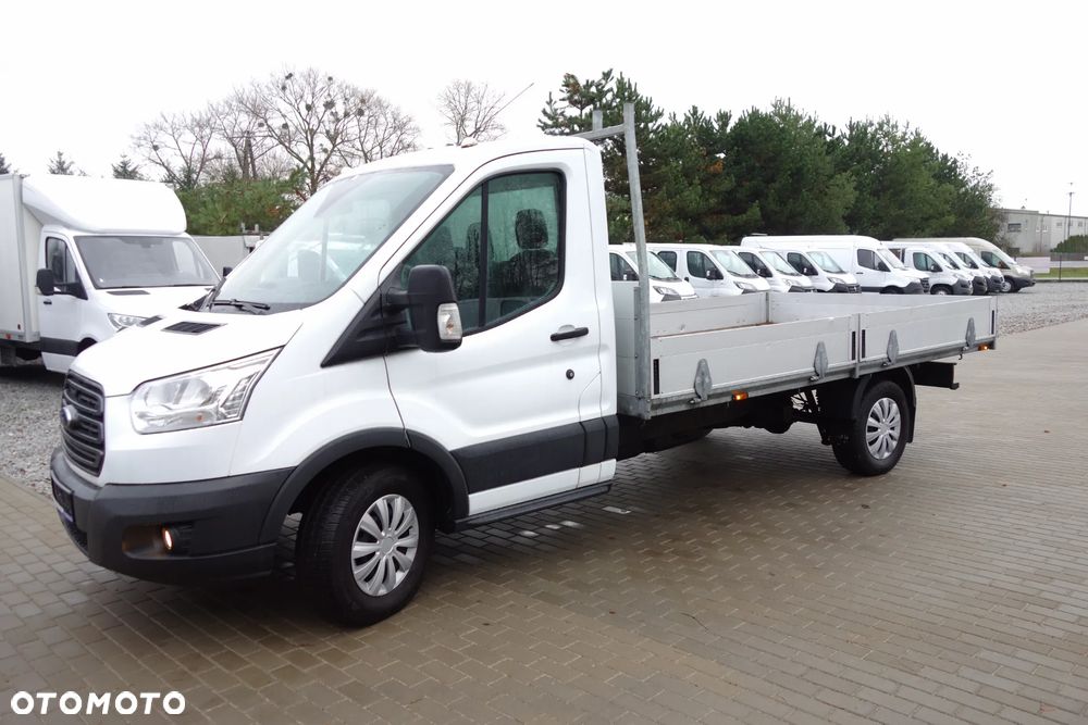 Ford Transit 2.0 Ecoblue 170 KM  Skrzynia 3.74 M Klima - 12