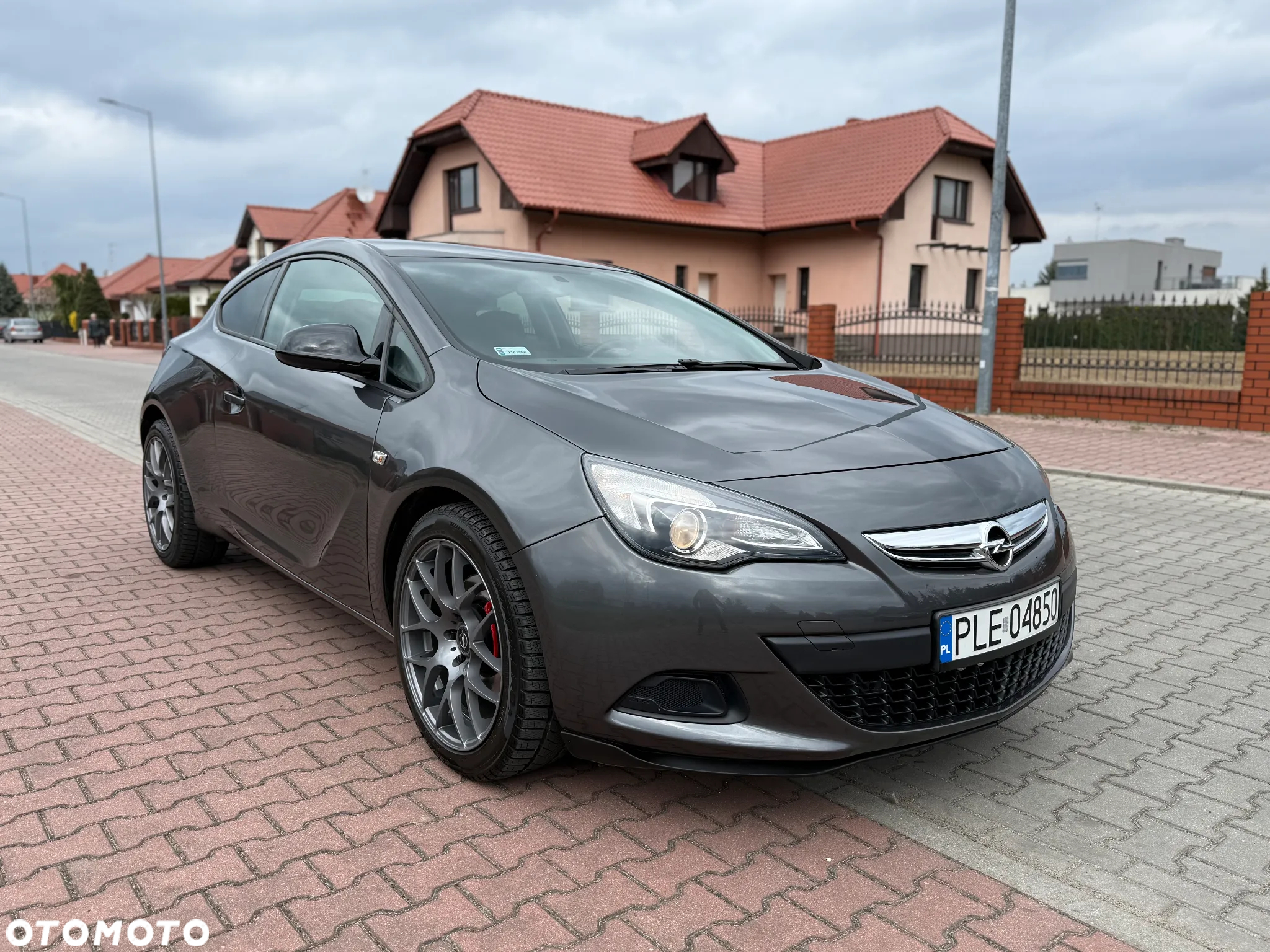 Opel Astra GTC 1.4 Turbo - 3