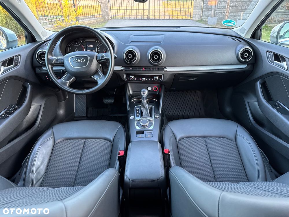 Audi A3 Sportback 1.8 TFSI S tronic Ambiente - 10