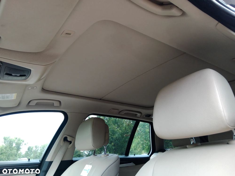 BMW Seria 5 520d - 34