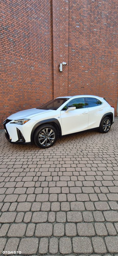 Lexus UX - 2