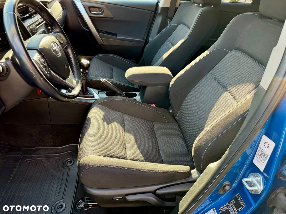 Toyota Auris 1.6 Premium Start - 14