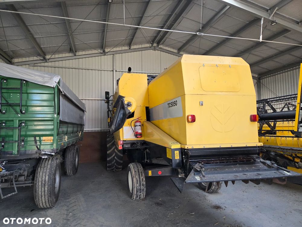 New Holland TC 5050 - 2