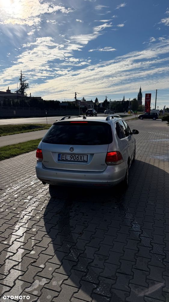Volkswagen Golf - 8