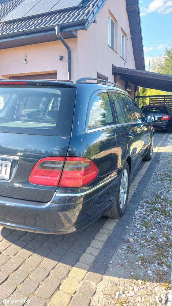 Mercedes-Benz Klasa E 240 Elegance - 4