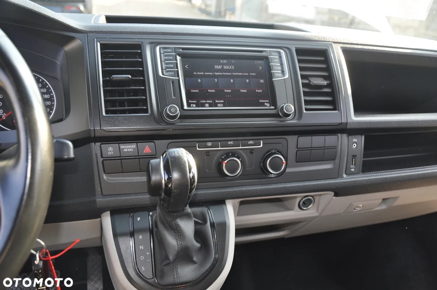 Volkswagen Transporter - 37