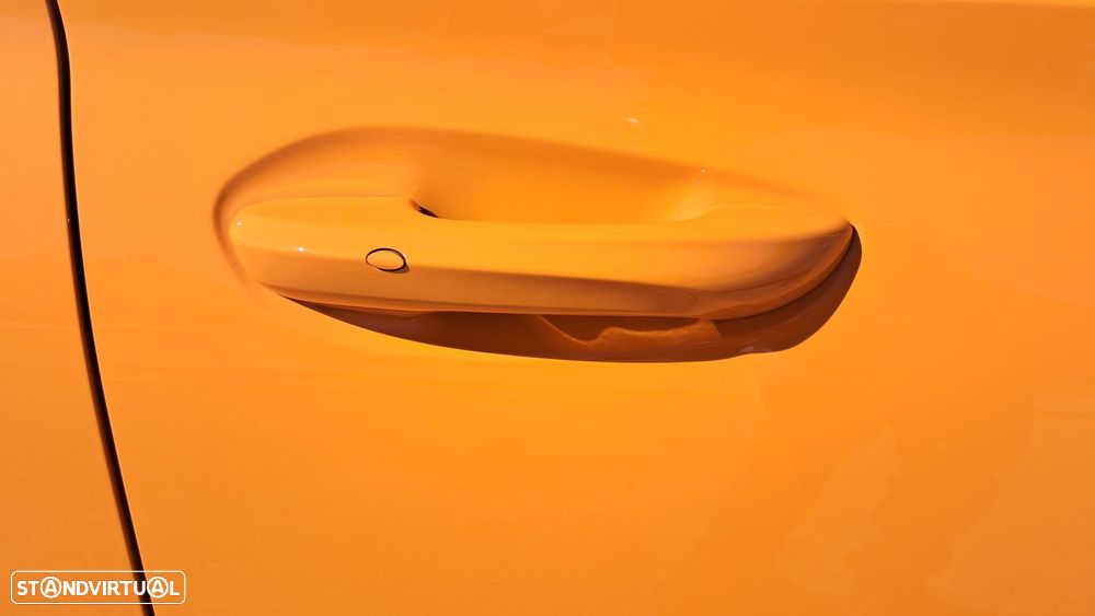 MG MG4 64 kWh Luxury - 18