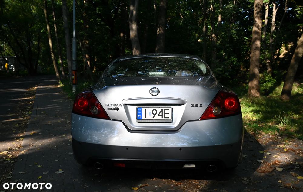 Nissan Altima - 17