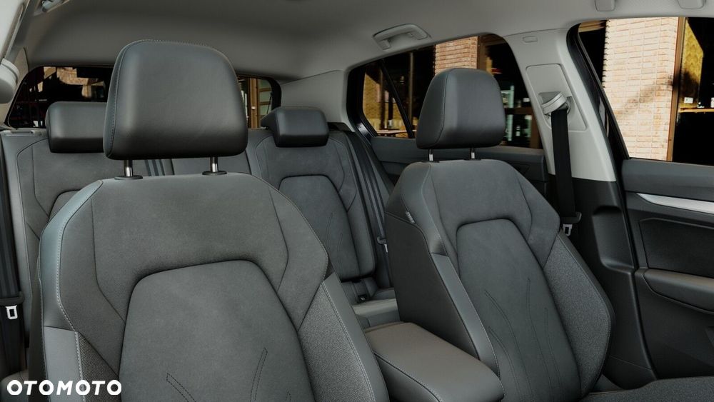Volkswagen Golf 1.5 eTSI mHEV Life Plus DSG - 10
