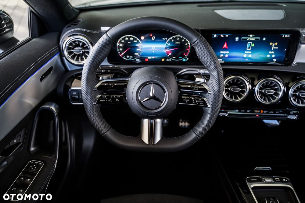 Mercedes-Benz CLA - 15