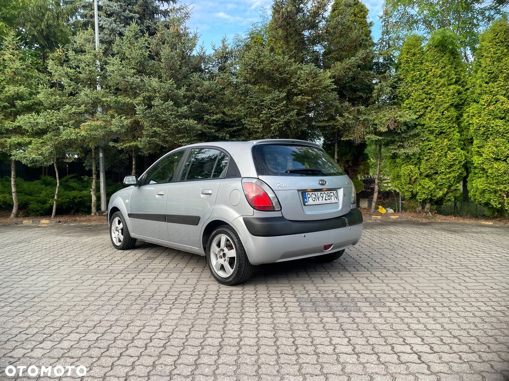 Kia Rio 1.5 CRDi Comfort - 5