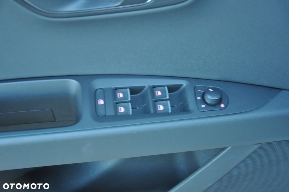 Seat Leon 2.0 TDI DPF Start&Stop FR - 25