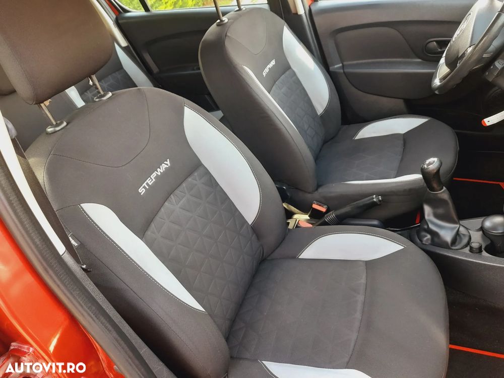 Dacia Sandero 1.5 90CP Stepway - 14