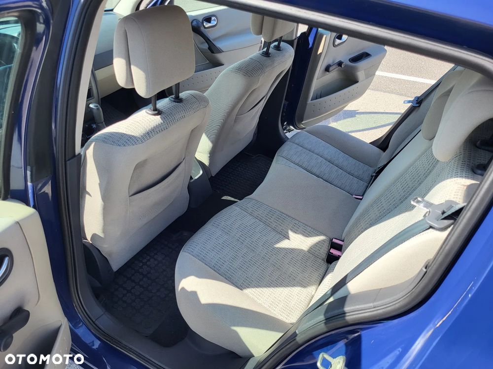 Renault Megane 1.5 dCi Pack Authentique - 13