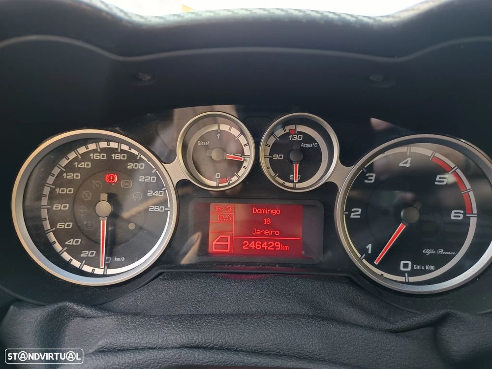 Alfa Romeo MiTo 1.3 JTD Distinctive S&S - 13