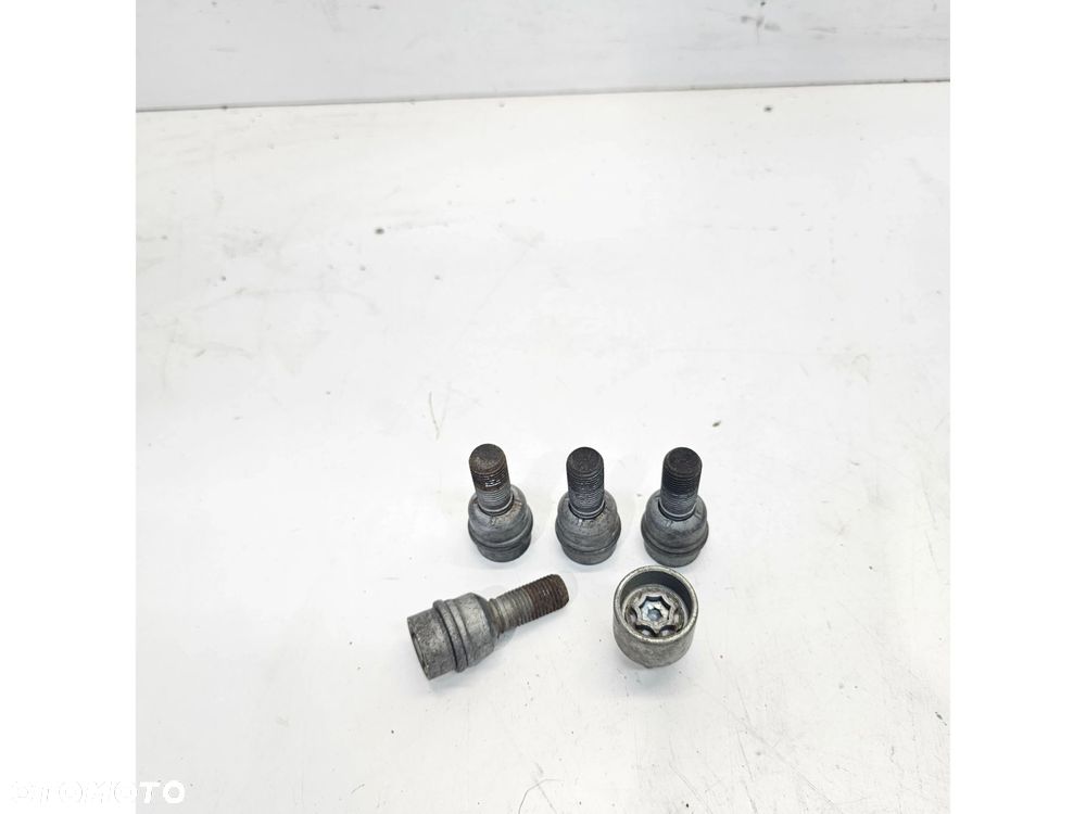 ŚRUBY ZABEZPIECZAJĄCE AUDI VW PŁYWAJĄCA PODKŁADKA ,,X" 8R0698139 - 1