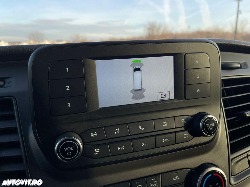 Ford Transit - 12