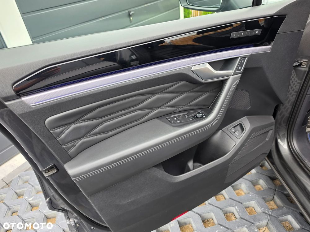 Volkswagen Touareg 3.0 V6 TFSI 4Motion R-Line - 30