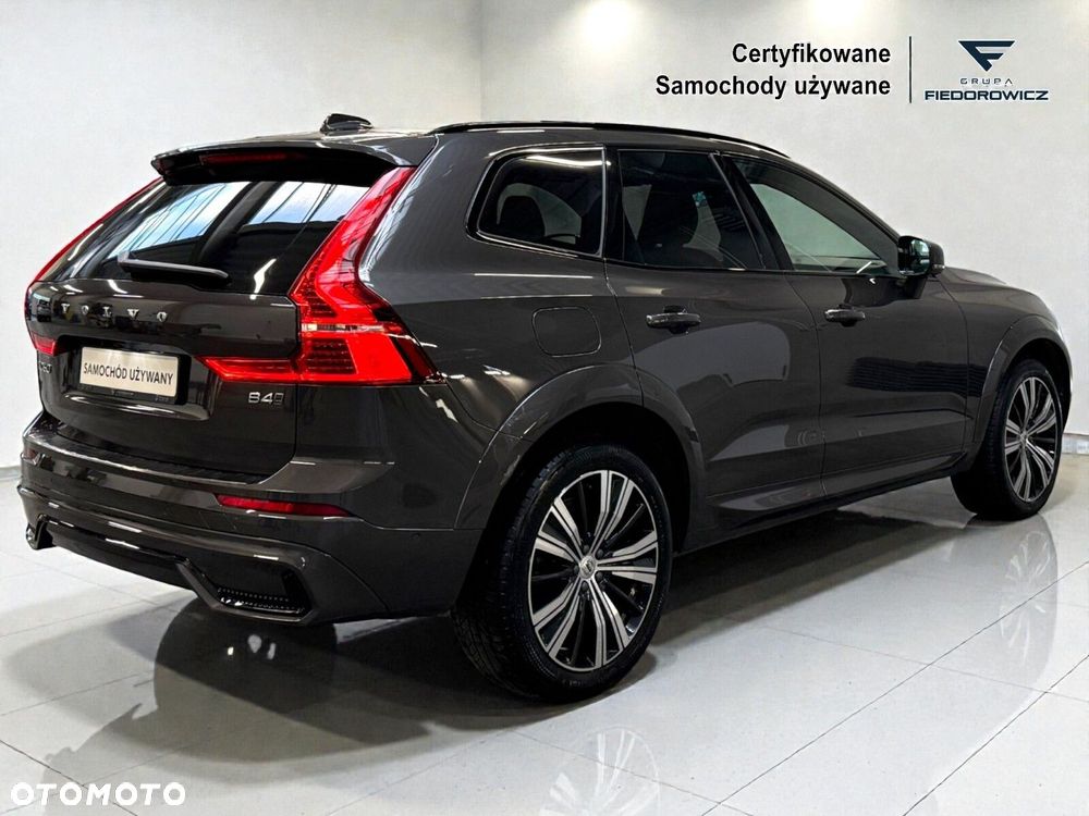 Volvo XC 60 B4 D AWD Plus Dark - 9