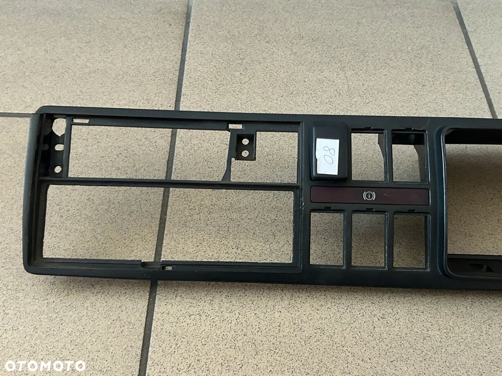 OBUDOWA RAMKA LICZNIKA VOLKSWAGEN GOLF II 191857243A - 3