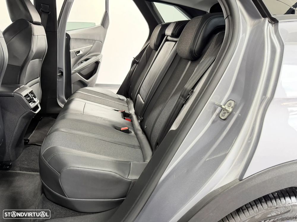 Peugeot 3008 1.6 Hybrid Allure e-EAT8 - 48