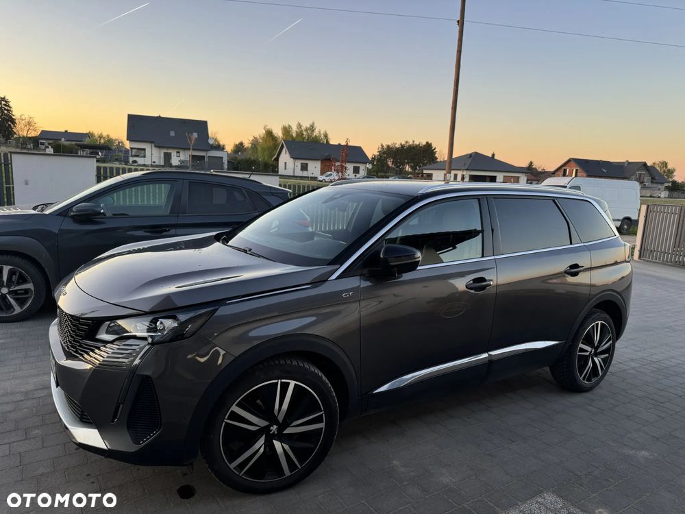 Peugeot 5008 - 5