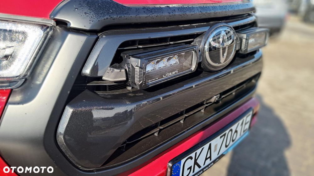 Toyota Hilux - 10