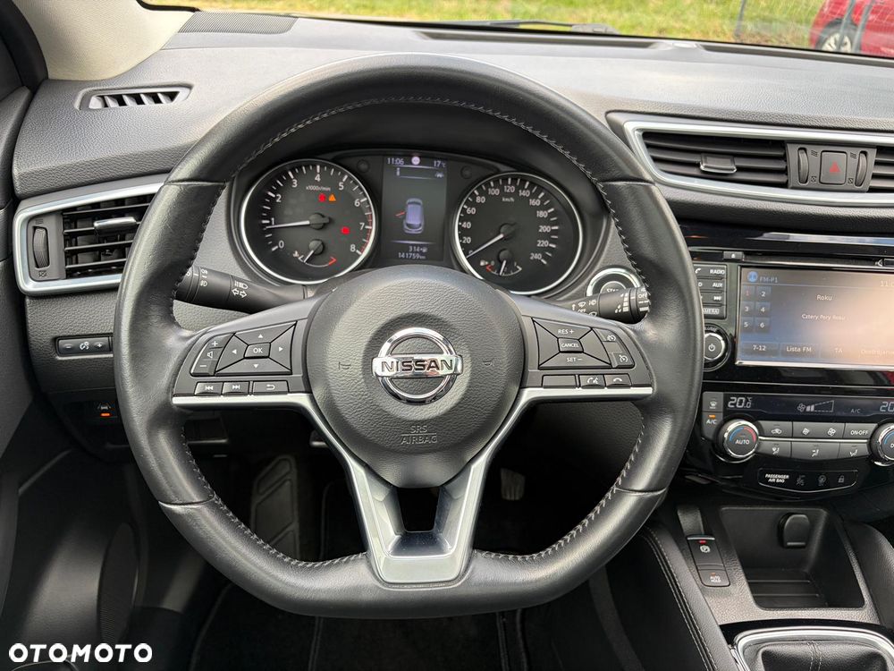 Nissan Qashqai 1.6 DIG-T N-Connecta - 22