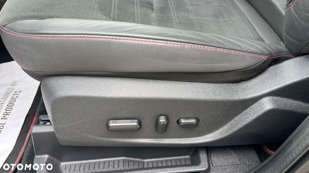 Ford Kuga 1.5 EcoBoost FWD ST-Line ASS GPF - 12