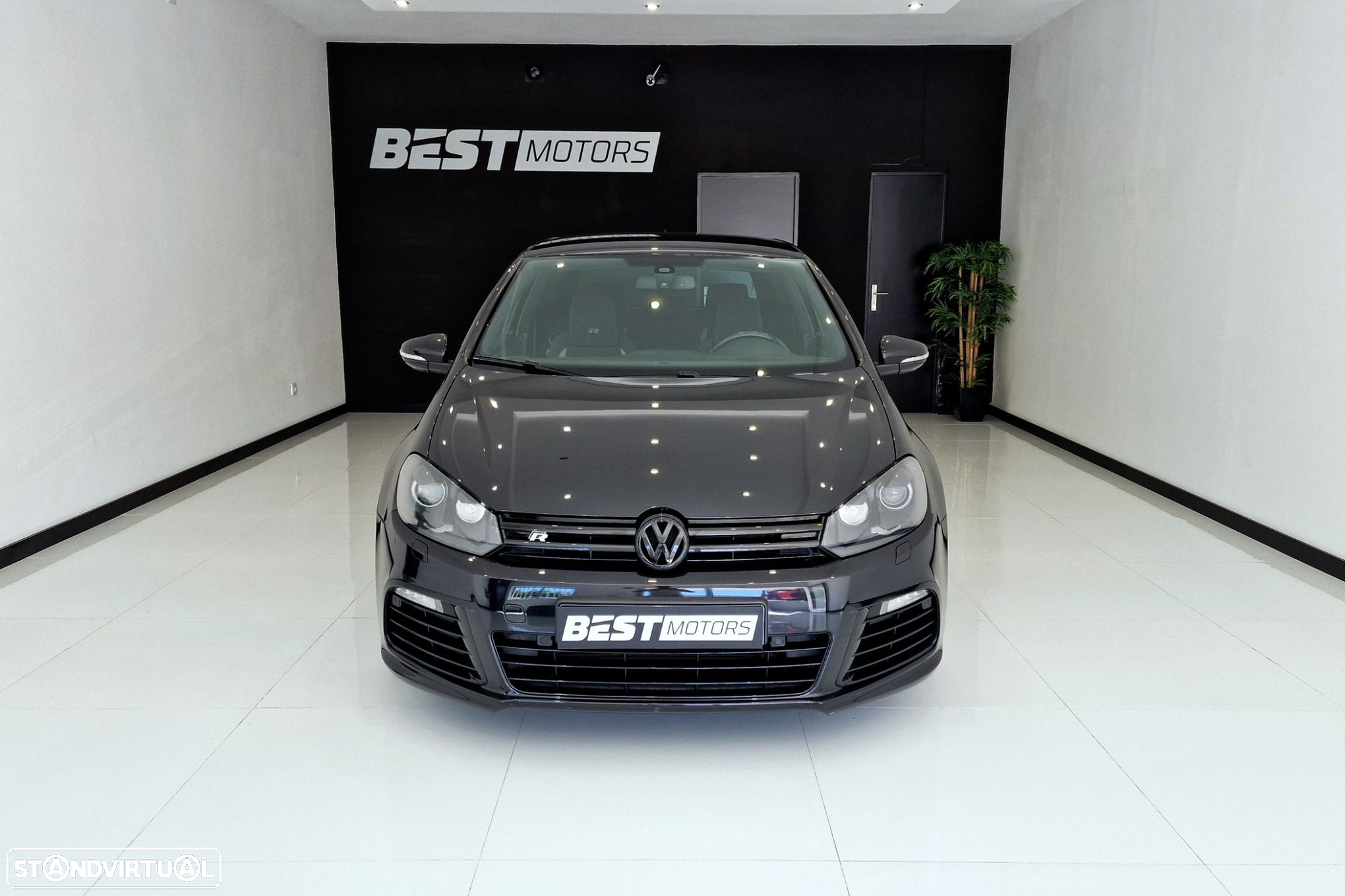 VW Golf 2.0 TSi R20 DSG - 2