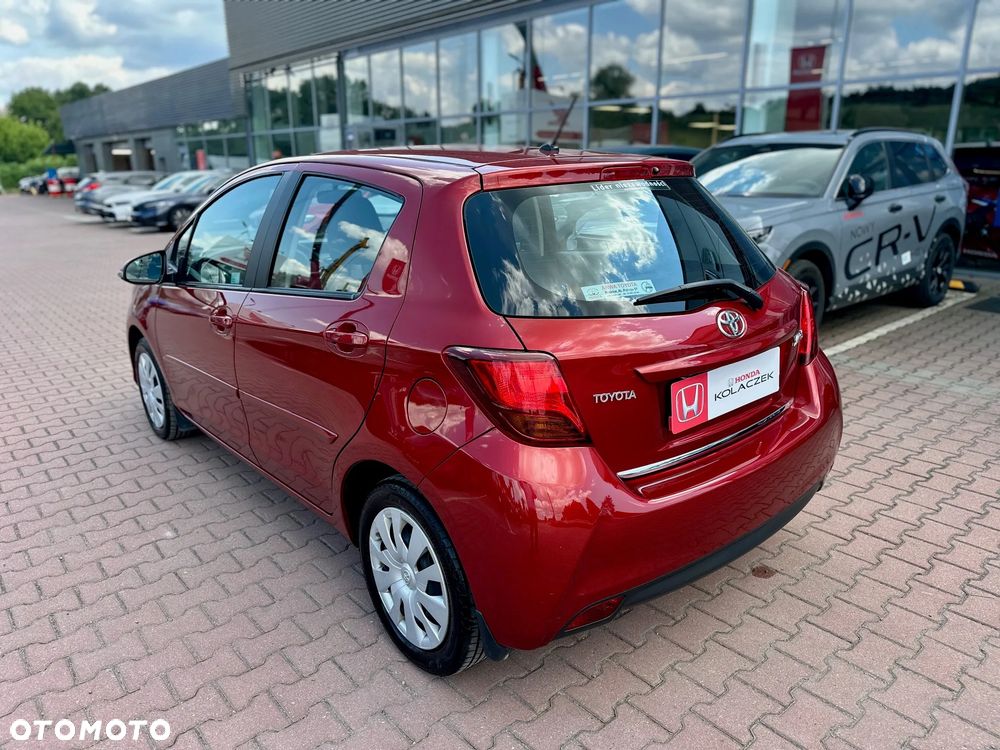 Toyota Yaris 1.33 Premium - 9