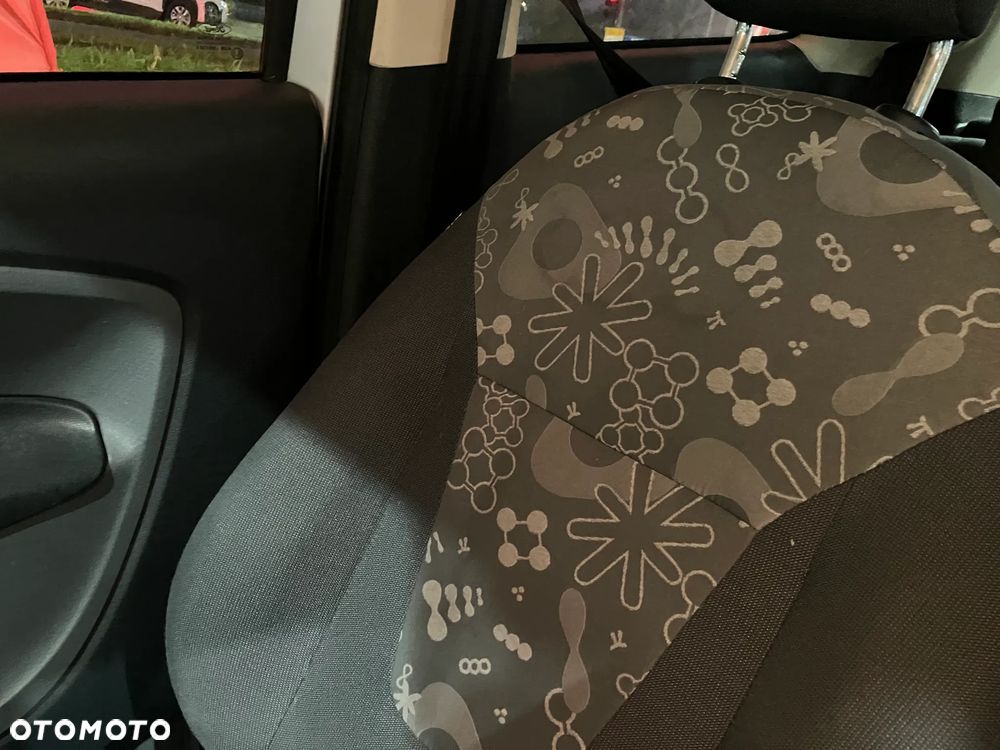 Ford KA 1.2 Grand Prix EU5 - 9