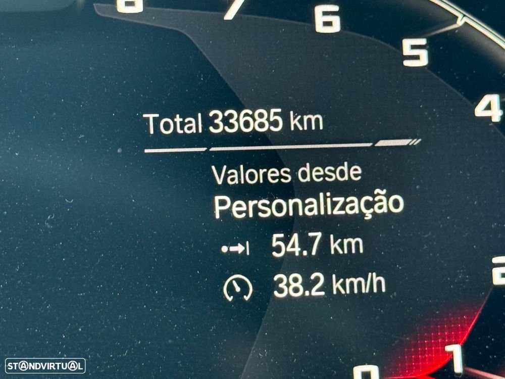 BMW M3 Competition xDrive - 14