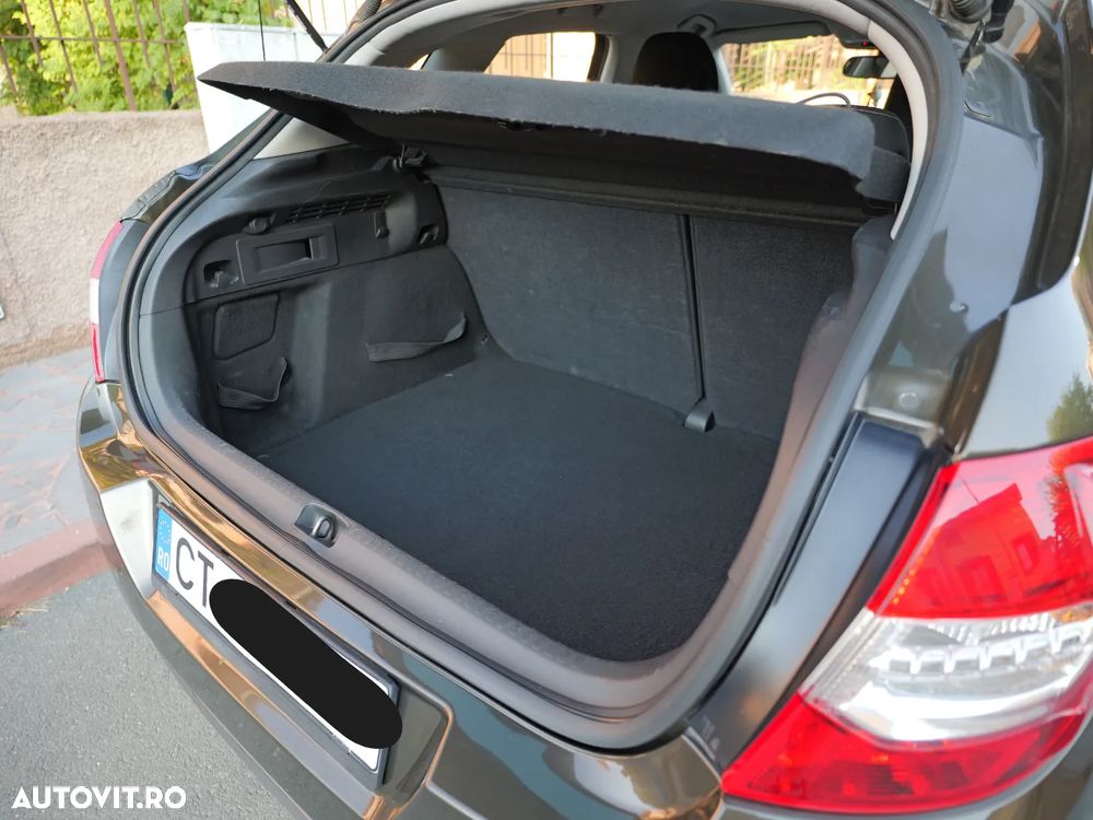 Citroën C4 e-HDi 115 Exclusive - 10