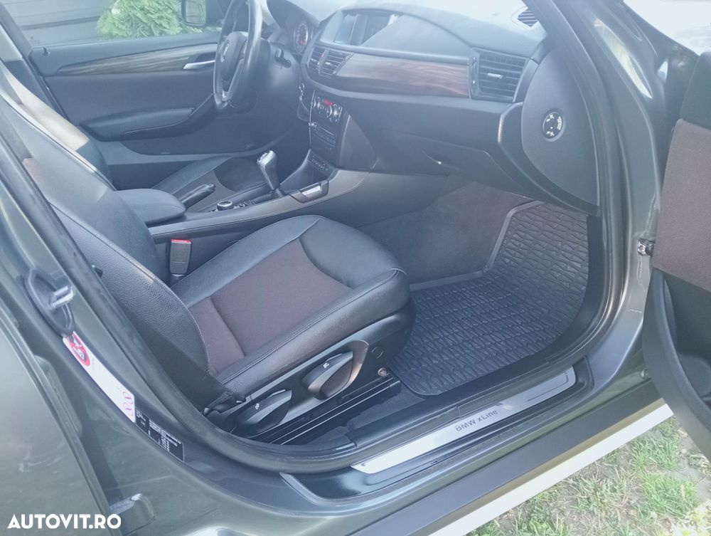 BMW X1 xDrive18d Sport Line - 8