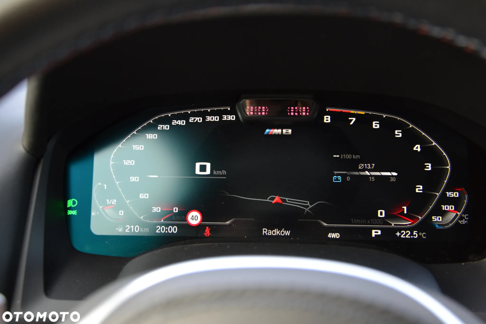 BMW M8 Standard - 23