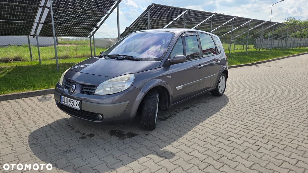 Renault Scenic - 1