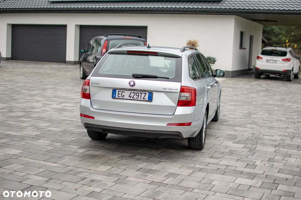 Skoda Octavia - 18